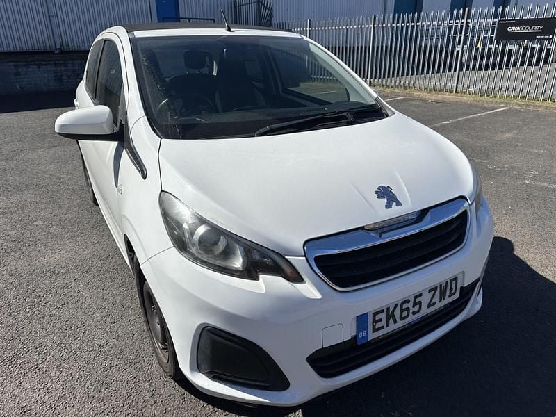 Second-hand Peugeot 108 Active 68 CP (50 kW) 2015 Alb Hatchback