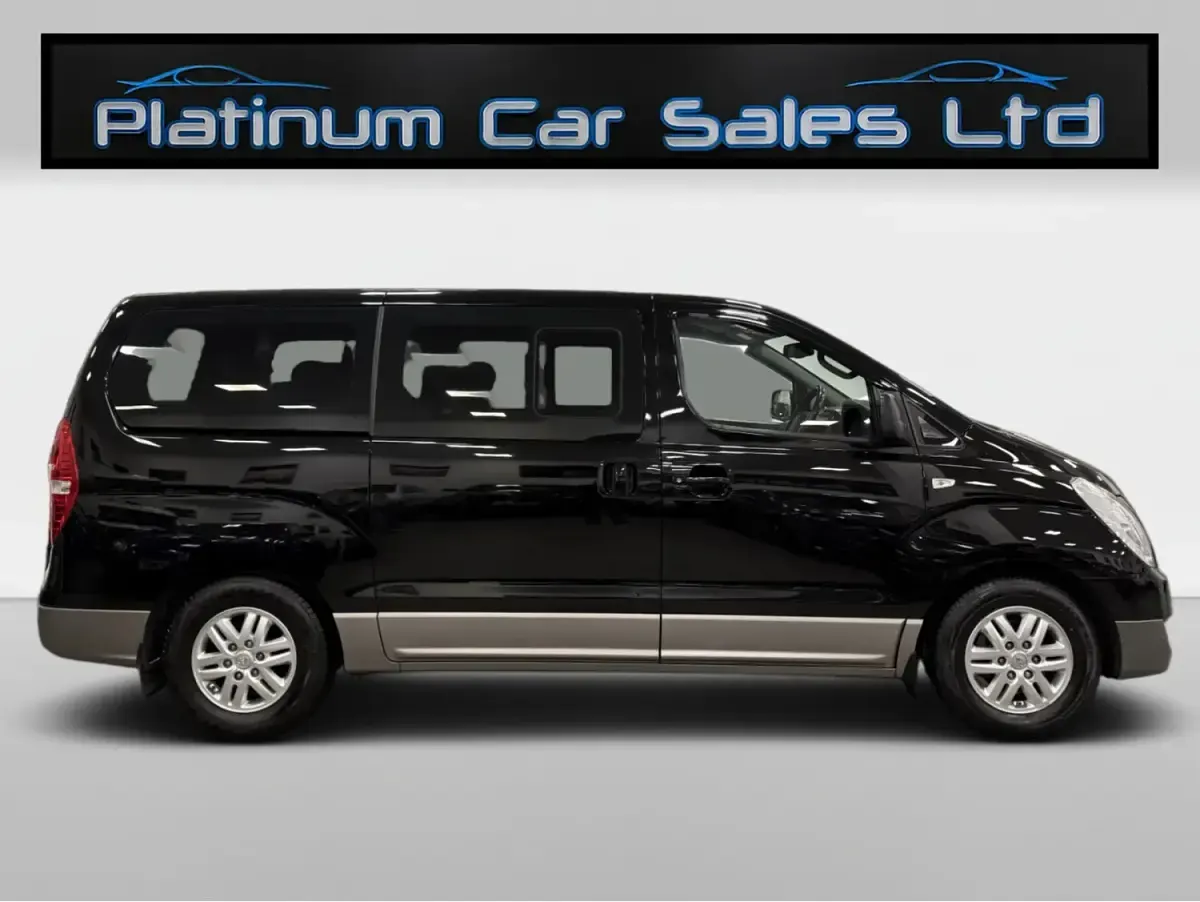 Used Hyundai I800 SE 168 HP (123 kW) 2017 Black MPV