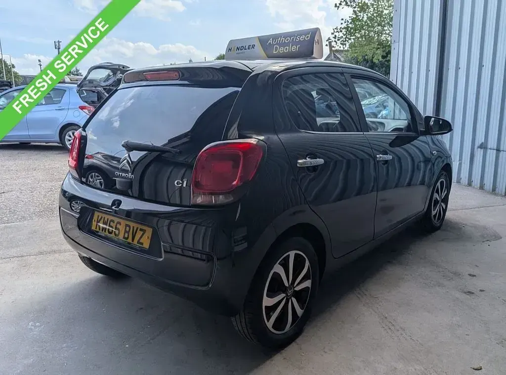 Used Citroën C1 Flair 68 HP (50 kW) 2016 Black Hatchback