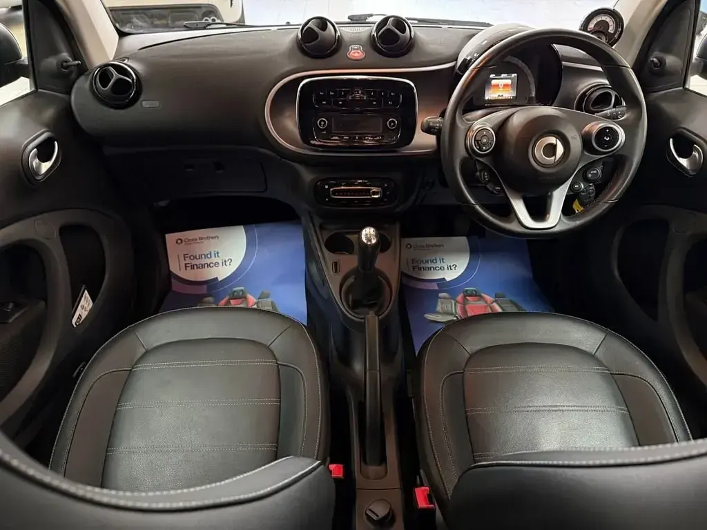 Used Smart ForTwo Coupé Prime 71 HP (52 kW) 2018 Black Coupe
