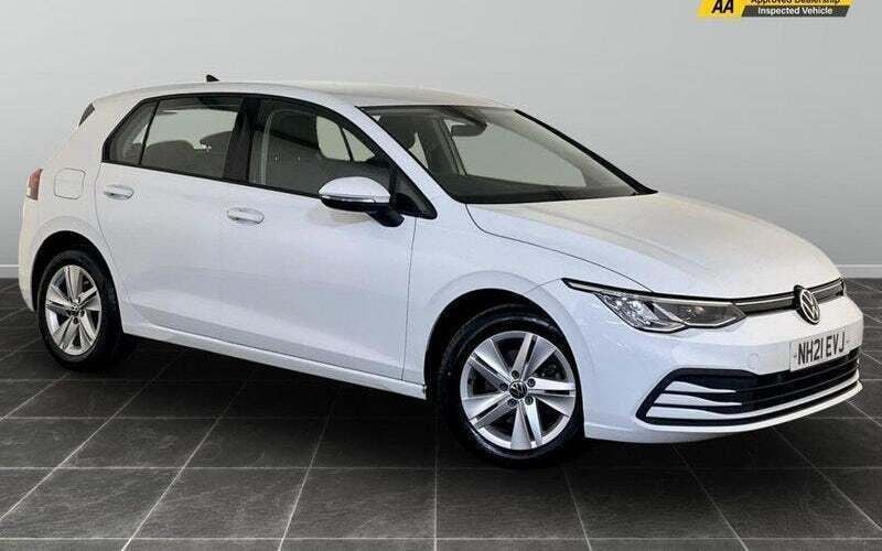 Used 2024 VW Golf VIII Life Hatchback | £13,395 (Super price) - Image 1/2