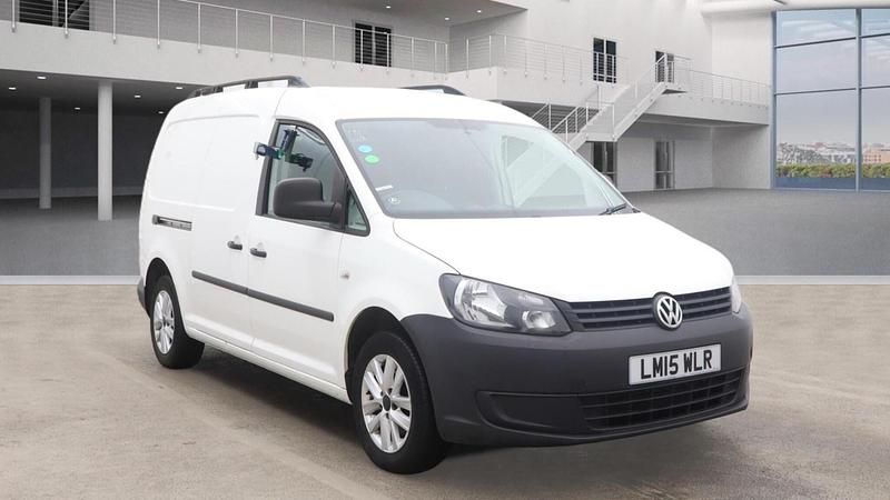 Used VW Caddy Startline 102 HP (75 kW) 2015 White MPV