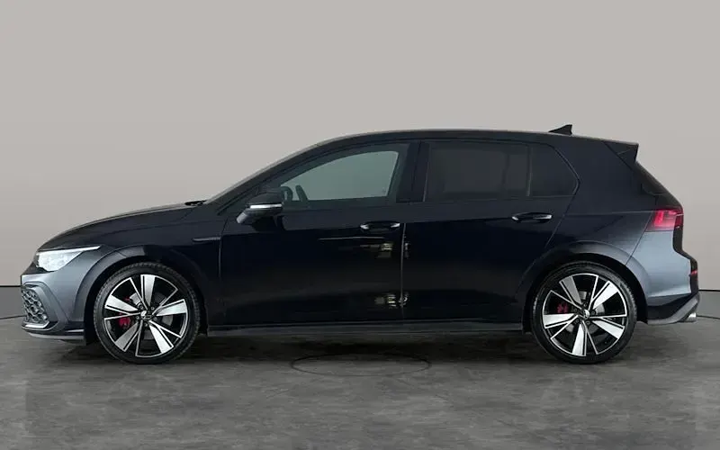 Used VW Golf VIII GTD 200 HP (147 kW) 2023 Black Hatchback