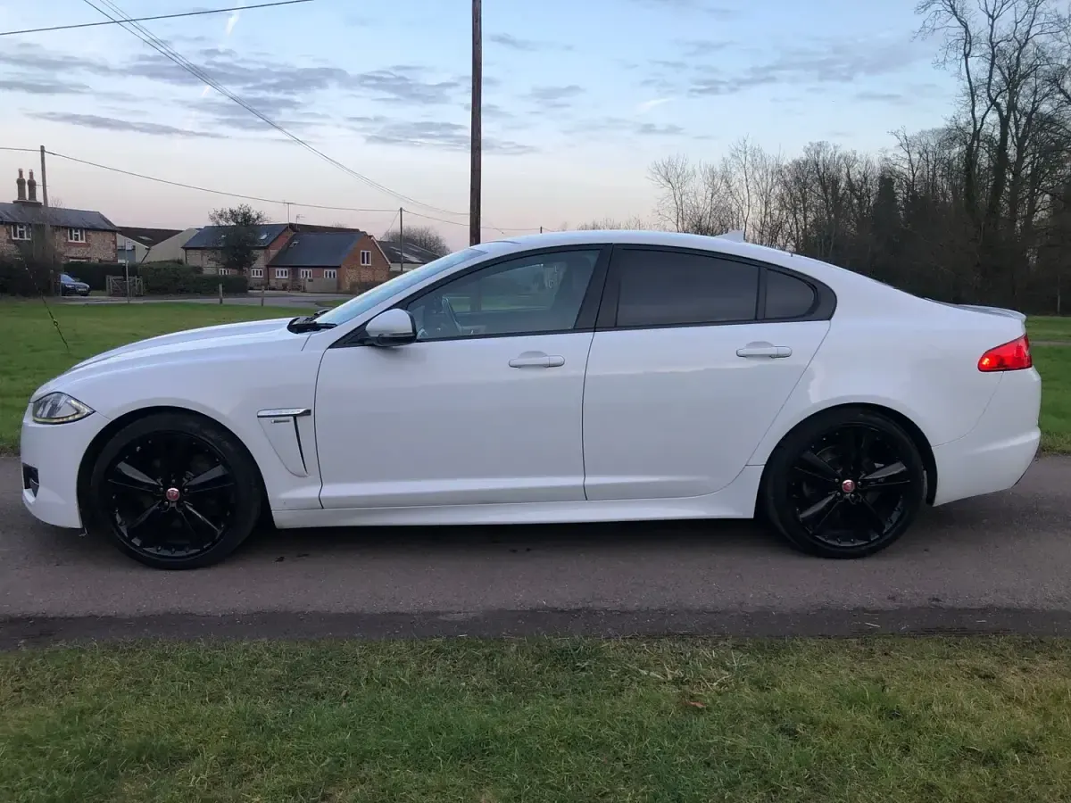 Used Jaguar XF R-Sport 2014 White Sedan