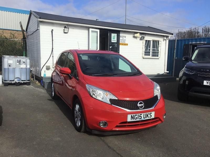 Used Nissan Note Acenta Premium 90 HP (66 kW) 2015 Red Hatchback