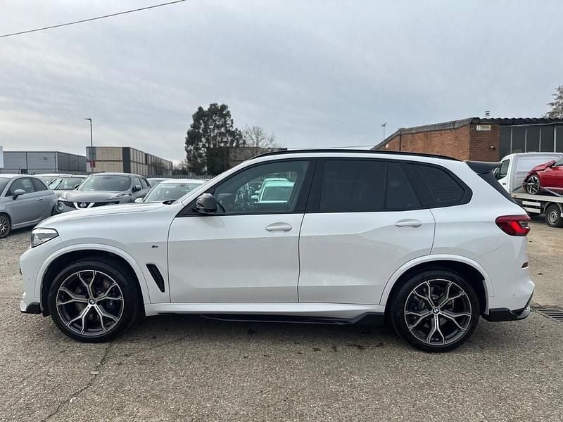 Used BMW X5 M Sport 265 HP (194 kW) 2019 White SUV