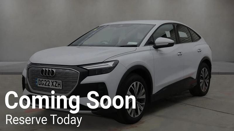 Used Audi Q4 Sportback e-tron Sport 150 kW (204 HP) 2022 White SUV