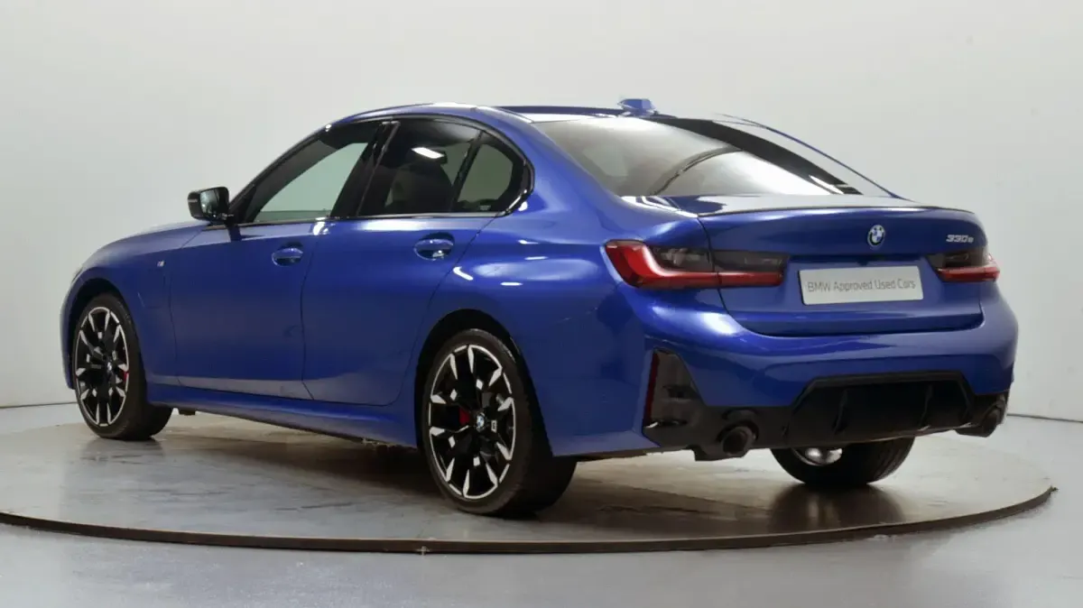 Used BMW 330 M Sport 288 HP (211 kW) 2025 Blue