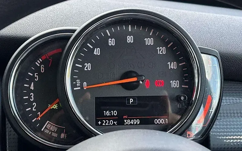 Used Mini Cooper Classic 136 HP (100 kW) 2020 Black Hatchback
