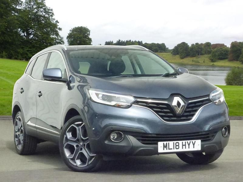 Grey Used 2018 Renault Kadjar Dynamique SUV | £9,495 (Fair price) - Image 1/4