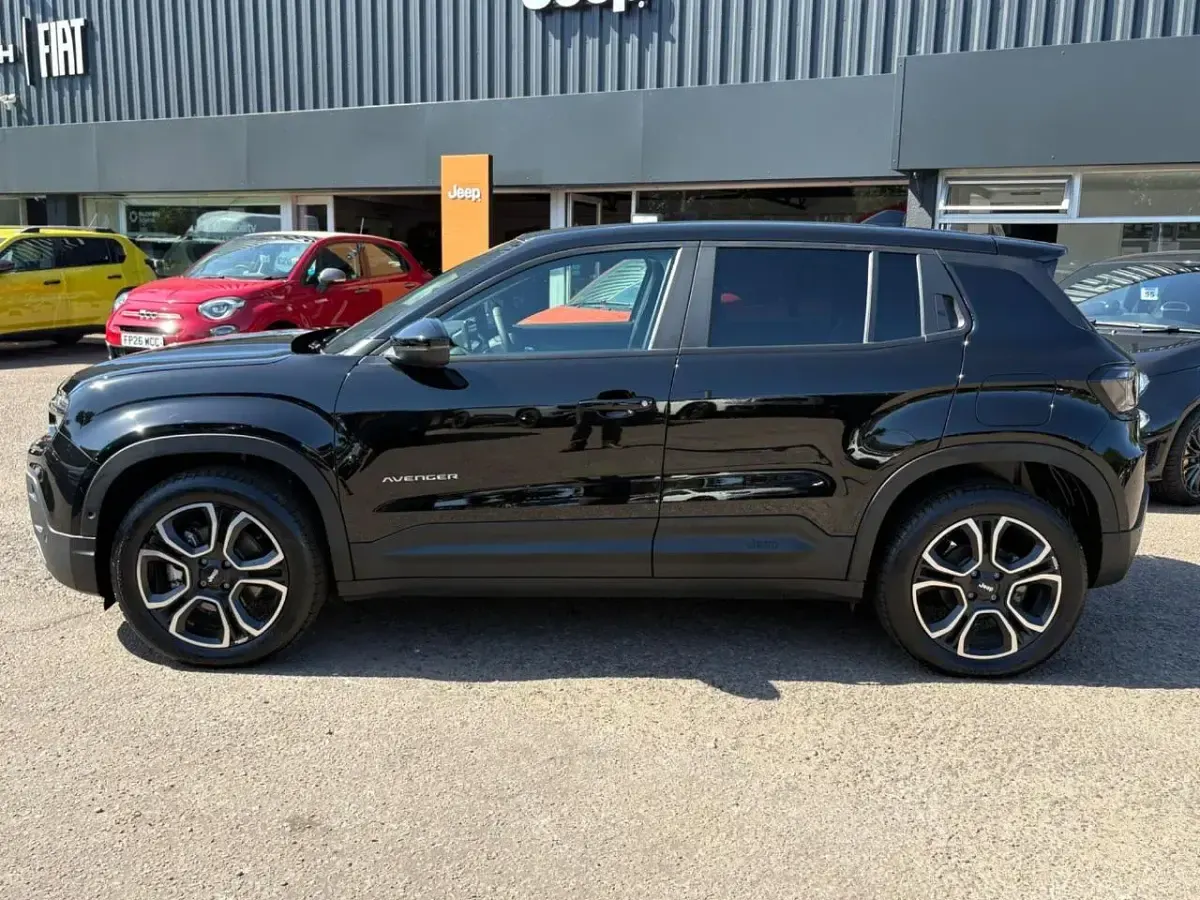 Used Jeep Avenger EV Summit 113 kW (154 HP) 2025 Black SUV