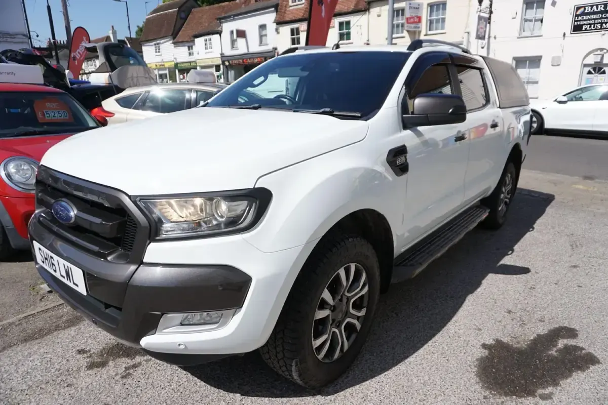 Usado Ford Ranger Wildtrack 200 CV (147 kW) 2016 Blanco Pickup/Camioneta