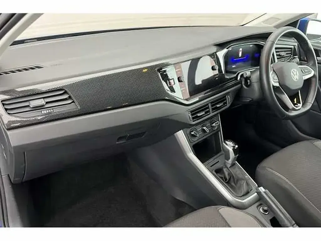 Begagnad VW Polo 95 HK (69 kW) 2023 Halvkombi