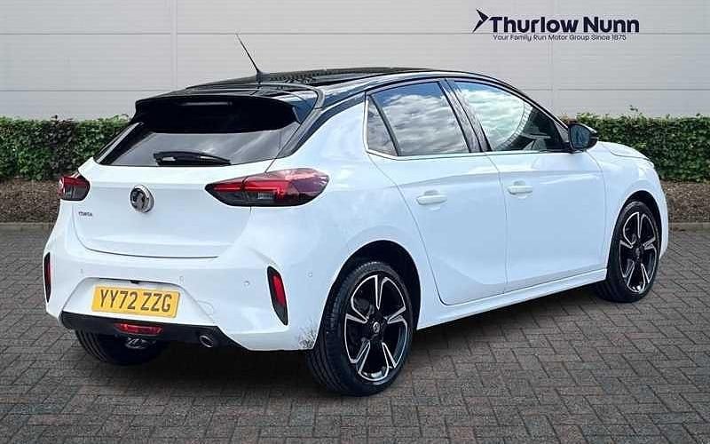 Used Vauxhall Corsa Ultimate 101 HP (74 kW) 2023 White Hatchback