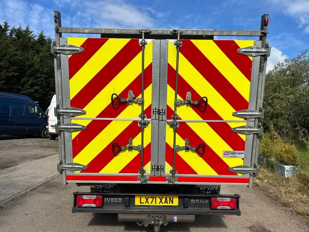 Used Iveco Daily 180 HP (132 kW) 2021 White Cabriolet