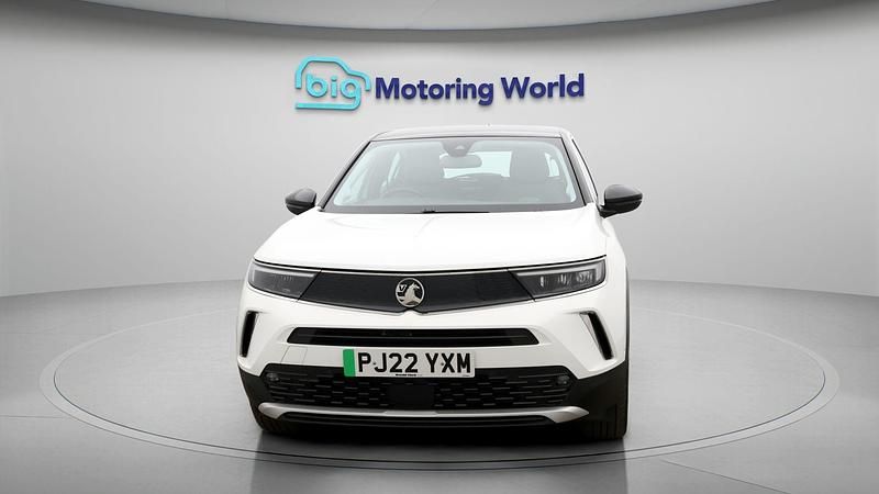 Used Vauxhall Mokka Elite 100 kW (136 HP) 2022 White SUV