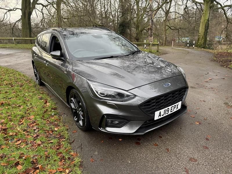 Used Ford Focus ST-Line X 150 HP (110 kW) 2019 Grey Estate