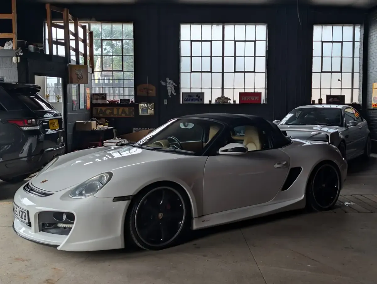 Used Porsche Boxster Sport 240 HP (176 kW) 2005 White Cabriolet