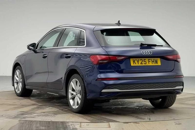 Used Audi A3 e-tron Sport 204 HP (150 kW) 2025 Blue Hatchback