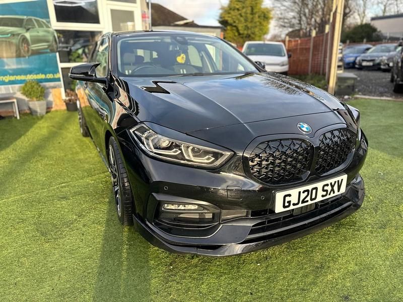 Used BMW 118 Sport Line 2020 Black Hatchback
