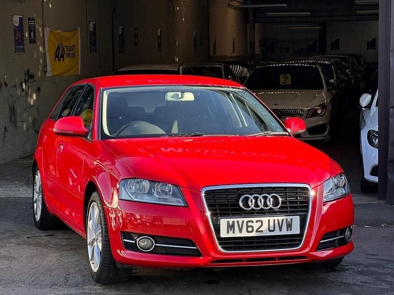 Used Audi A3 Sportback Sport 125 HP (91 kW) 2012 Red Hatchback
