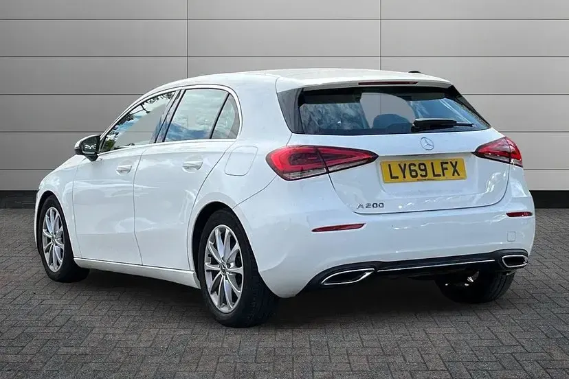 Used Mercedes A200 161 HP (118 kW) 2019 White Hatchback