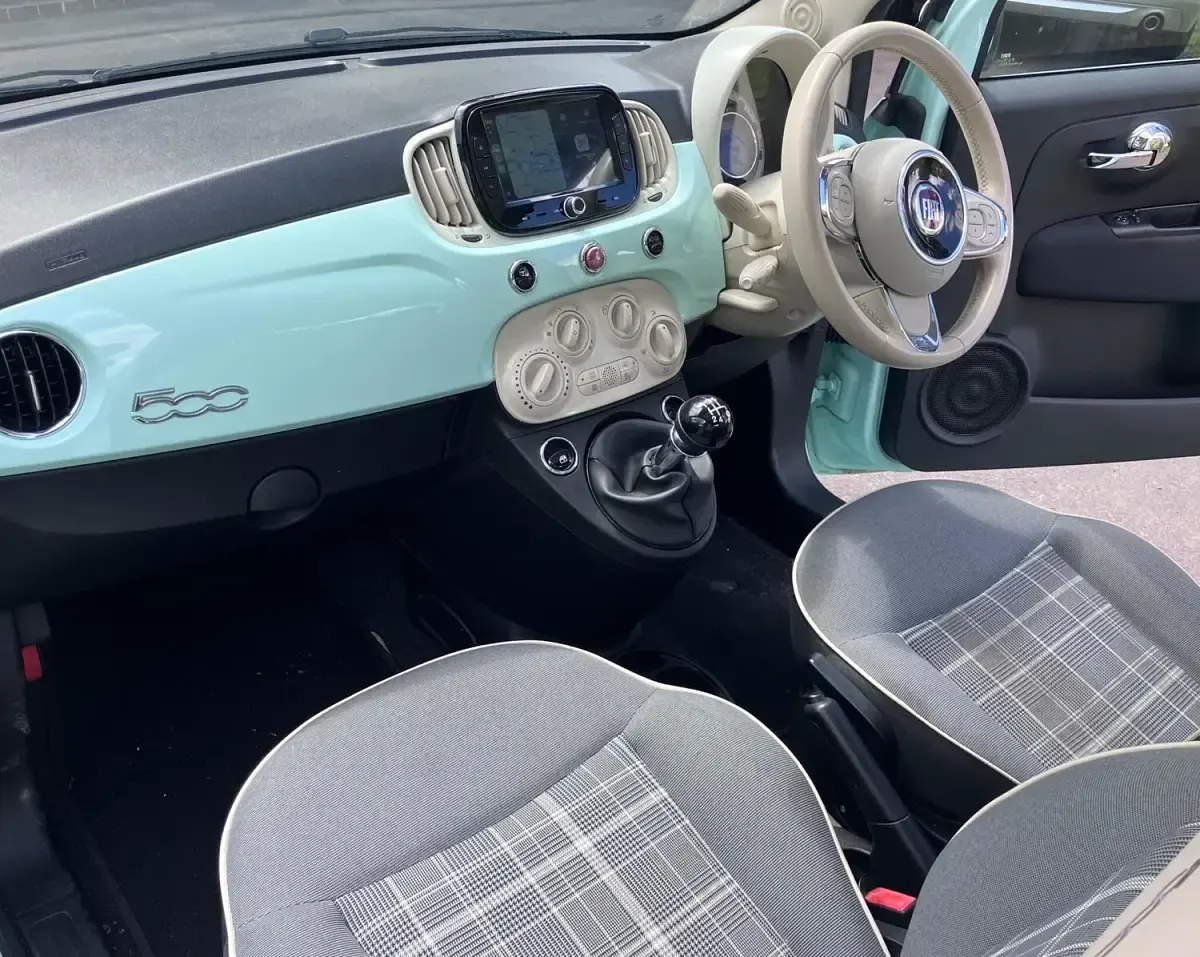 Used Fiat 500 Lounge 69 HP (50 kW) 2018 Green Hatchback