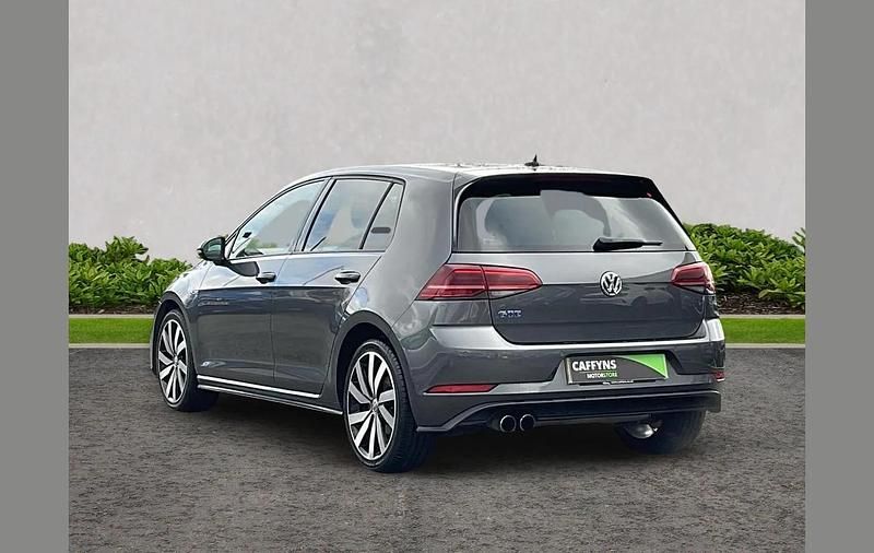 Used VW Golf VIII Advance 201 HP (147 kW) 2020 Grey Hatchback