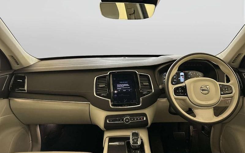 Used Volvo XC90 Inscription 250 HP (183 kW) 2020 Gold SUV