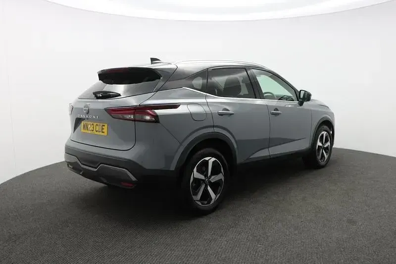 Used Nissan Qashqai N-Connecta 140 HP (102 kW) 2023 Grey SUV