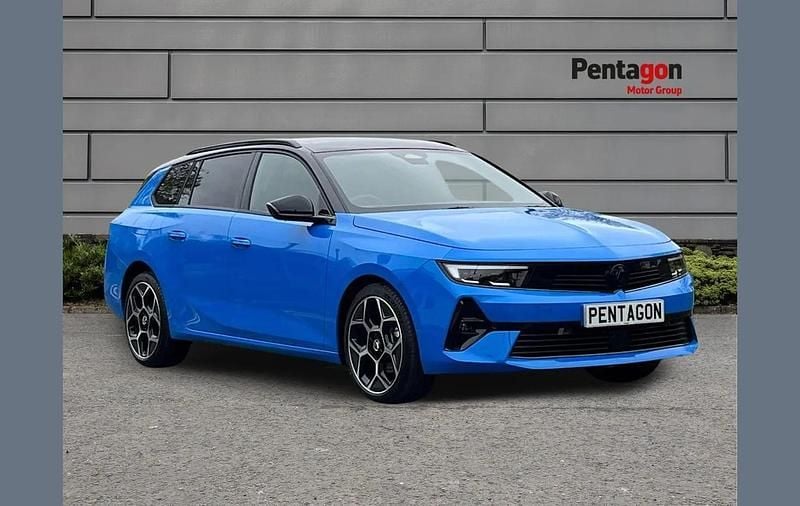 New Vauxhall Astra Ultimate 128 HP (94 kW) 2026 Blue Estate