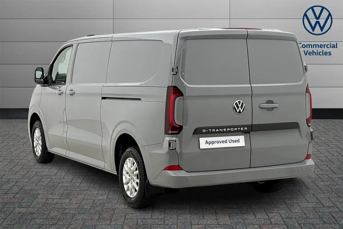 New VW Transporter Pro 160 kW (218 HP) 2025 Grey Van