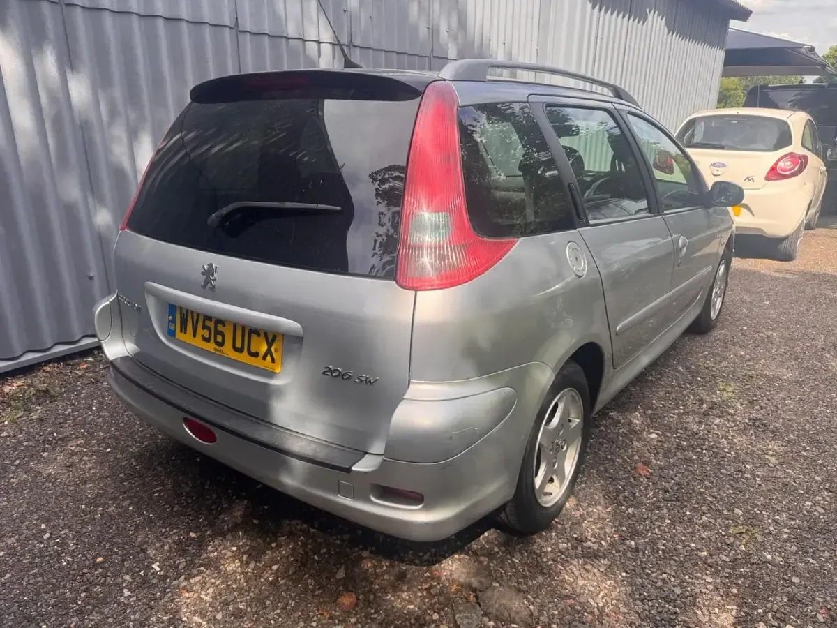 Used Peugeot 206 2006 Silver Estate