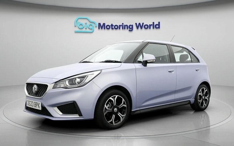 Used MG MG3 Exclusive 106 HP (77 kW) 2023 Silver Hatchback