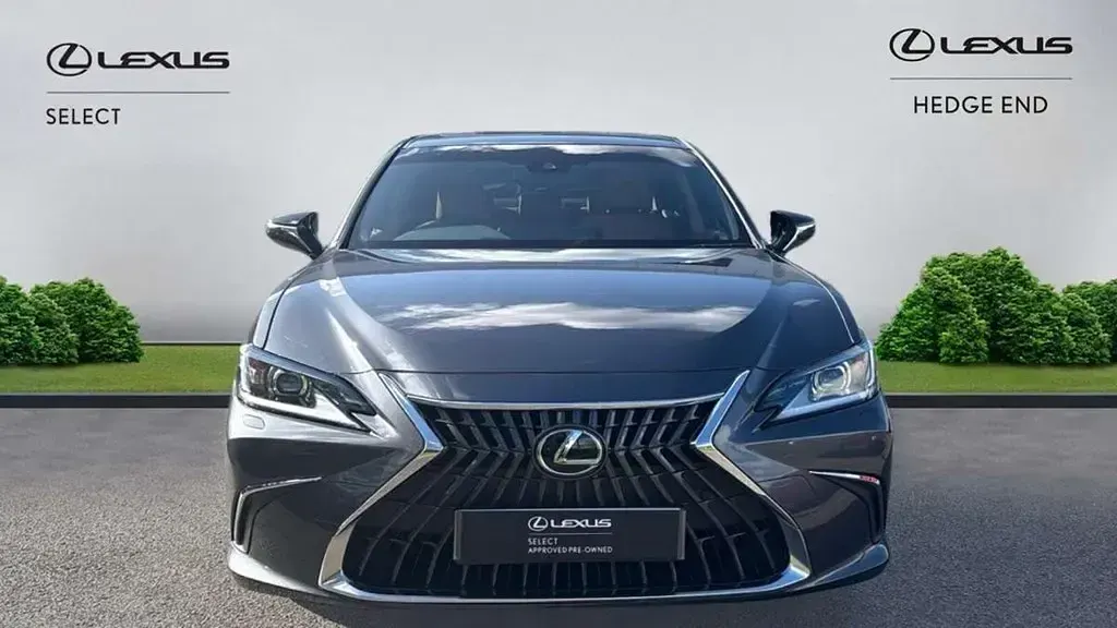 Used Lexus ES300H 214 HP (157 kW) 2024 Grey Sedan