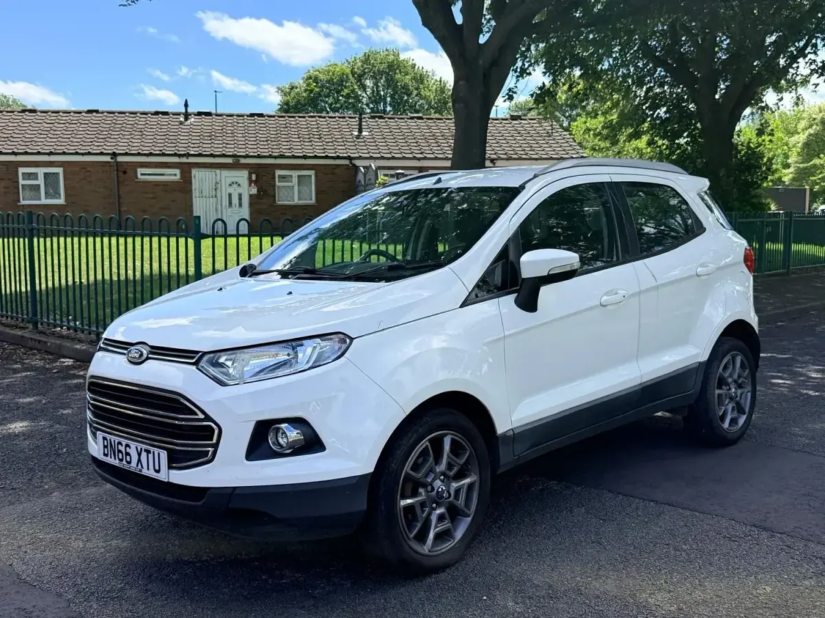 Used Ford Ecosport Titanium 95 HP (69 kW) 2016 White SUV