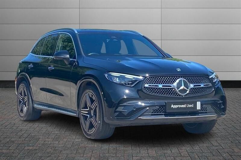 Obsidian black Used 2023 Mercedes 300 AMG Line Premium Estate | £41,990 (Expensive) - Image 1/4