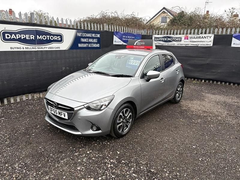 Used Mazda 2 Inclusive 90 HP (66 kW) 2015 Silver Hatchback