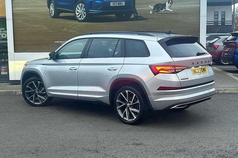 Used Skoda Kodiaq SportLine 147 HP (108 kW) 2023 Brilliant silver metallic SUV
