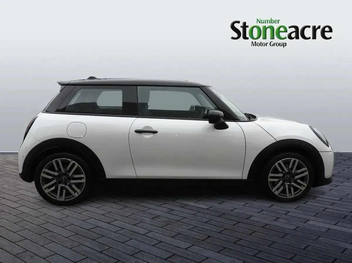 Used Mini Cooper Classic 2024 White Hatchback