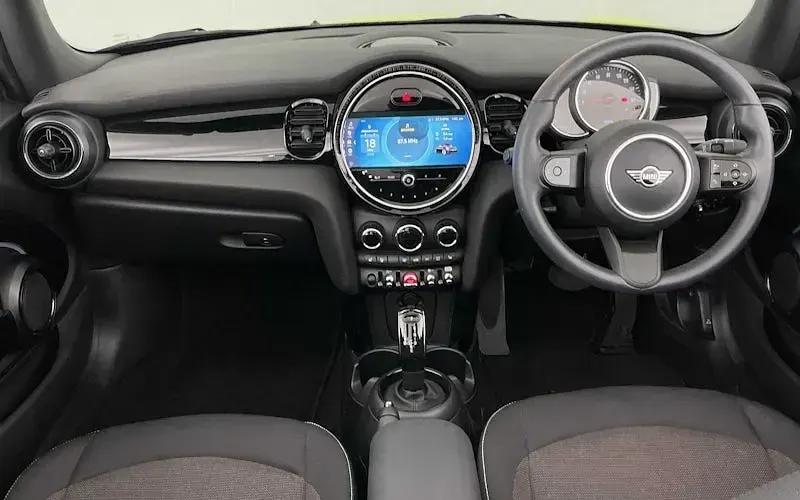 Used Mini Cooper Cabriolet Classic 136 HP (100 kW) 2022 Yellow Cabriolet