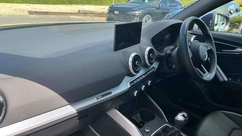 Used Audi Q2 S-Line 150 HP (110 kW) 2023 Blue SUV