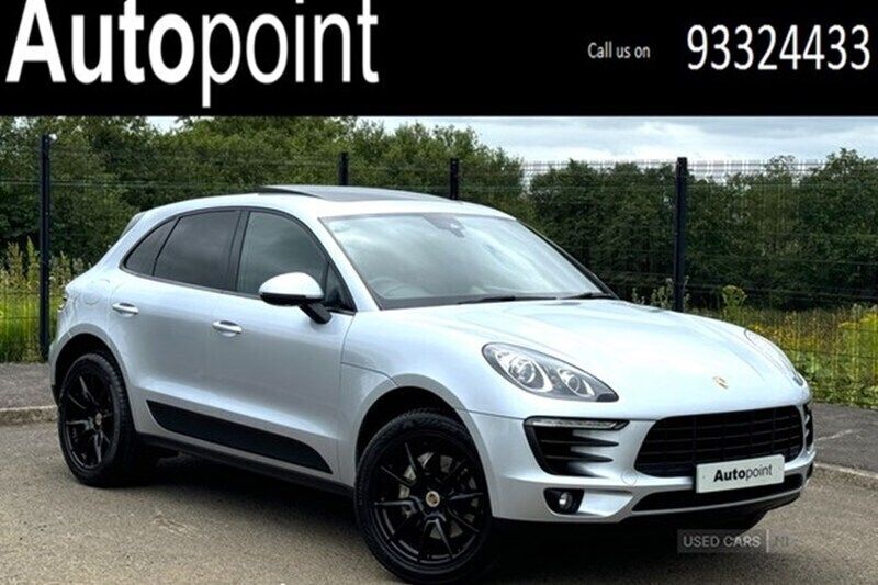 Used 2014 Porsche Macan SUV | £17,990 (Expensive) - Image 1/1