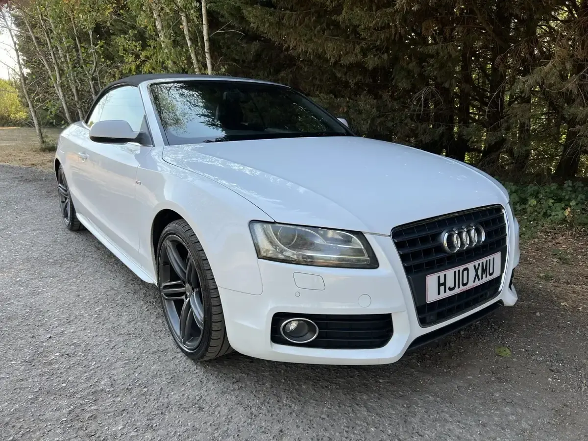 Used Audi A5 Cabriolet S-Line 211 HP (155 kW) 2010 White Cabriolet