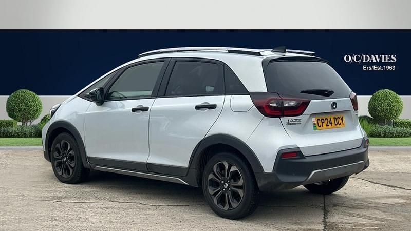 Used Honda Jazz Advance 122 HP (89 kW) 2024 White Hatchback