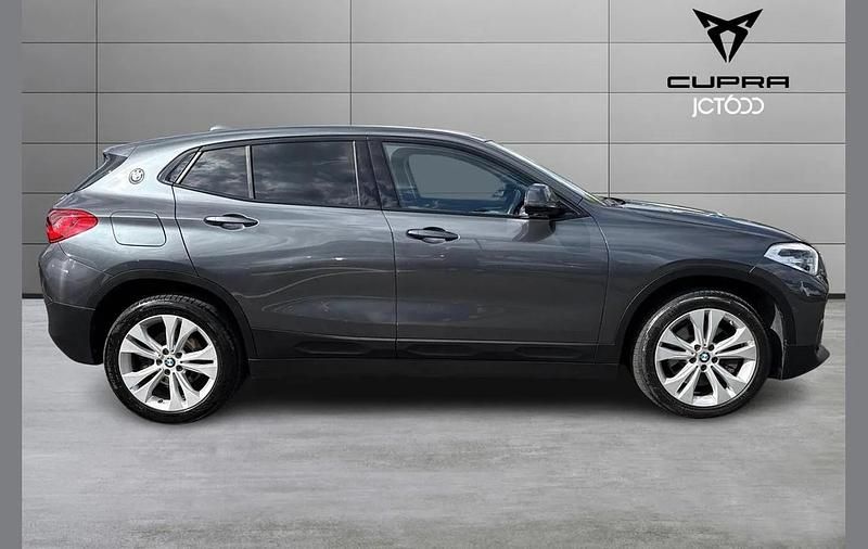Usado BMW X2 Sport Line 187 CV (137 kW) 2018 Gris SUV