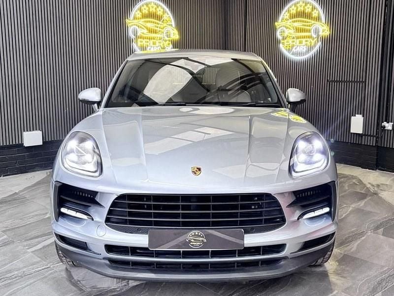 Used Porsche Macan 354 HP (260 kW) 2019 Silver SUV