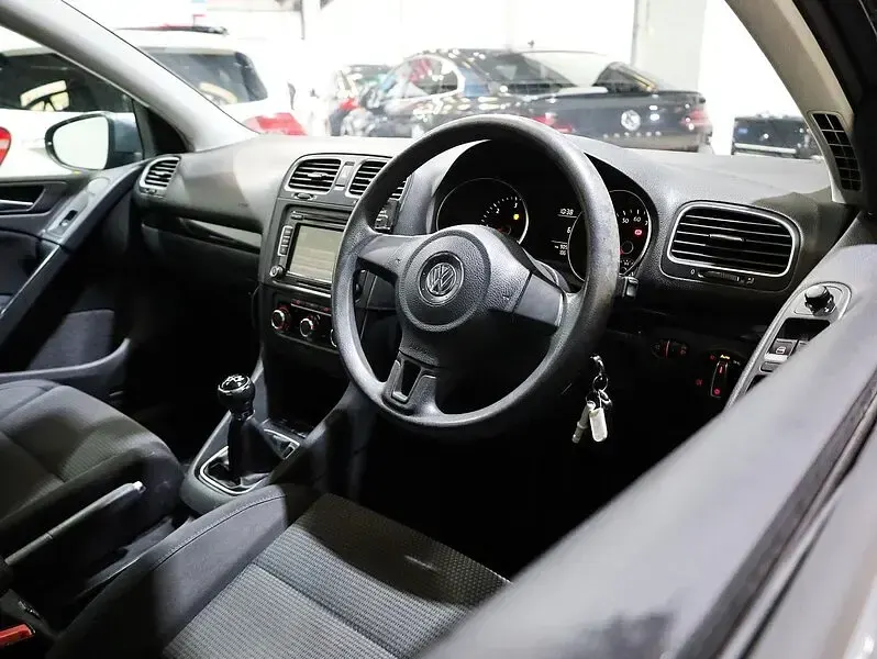 Used VW Golf VI SE 110 HP (80 kW) 2009 Grey Hatchback
