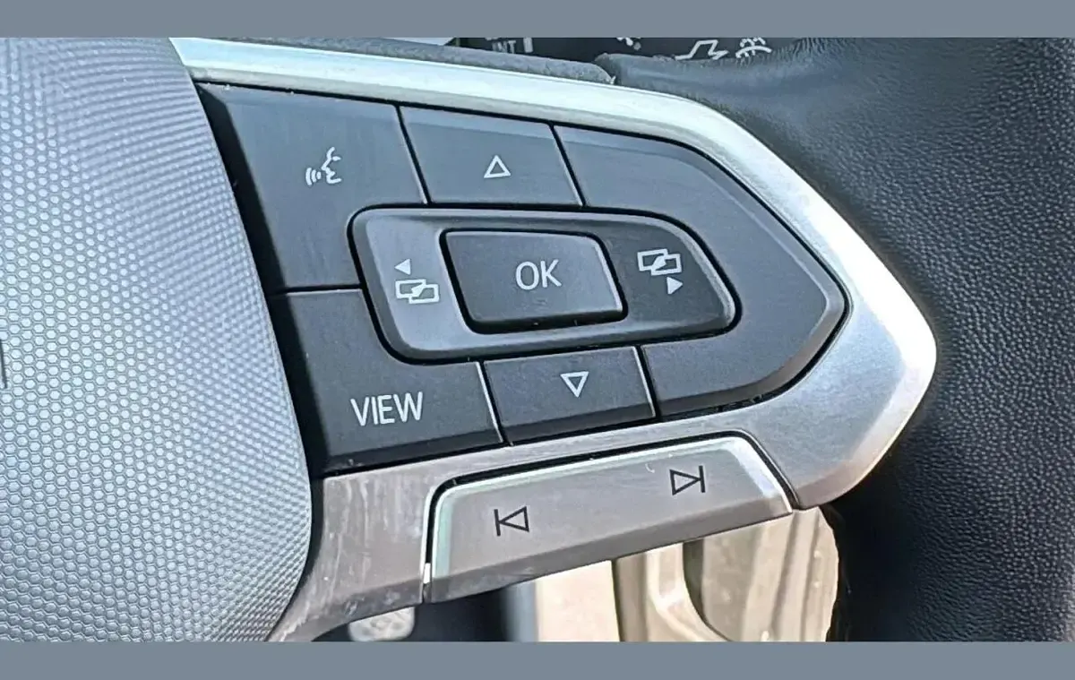 Used VW Golf VIII Style 147 HP (108 kW) 2023 Grey Hatchback