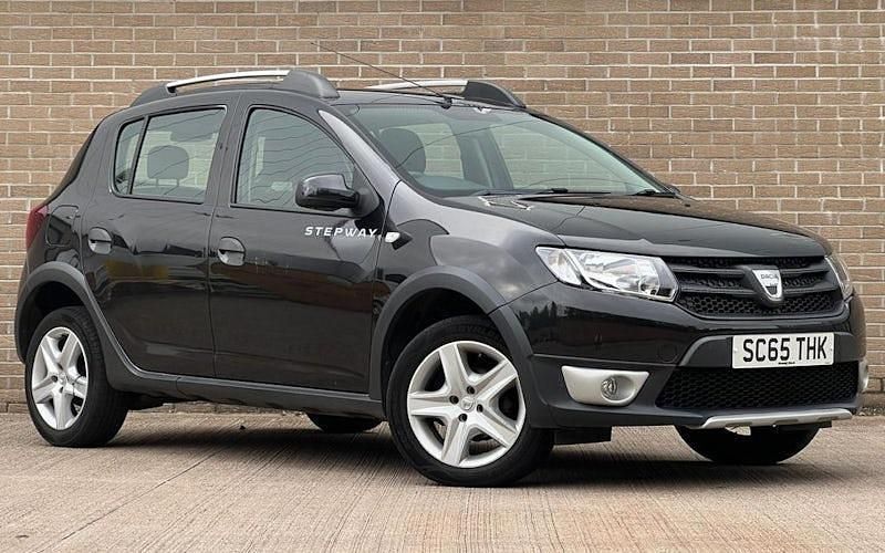 Black Used 2015 Dacia Sandero Ambiance Hatchback | £3,295 (Fair price) - Image 1/4